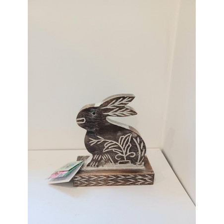 Conejo decorativo de madera