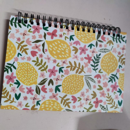 Cuaderno de flores y limón