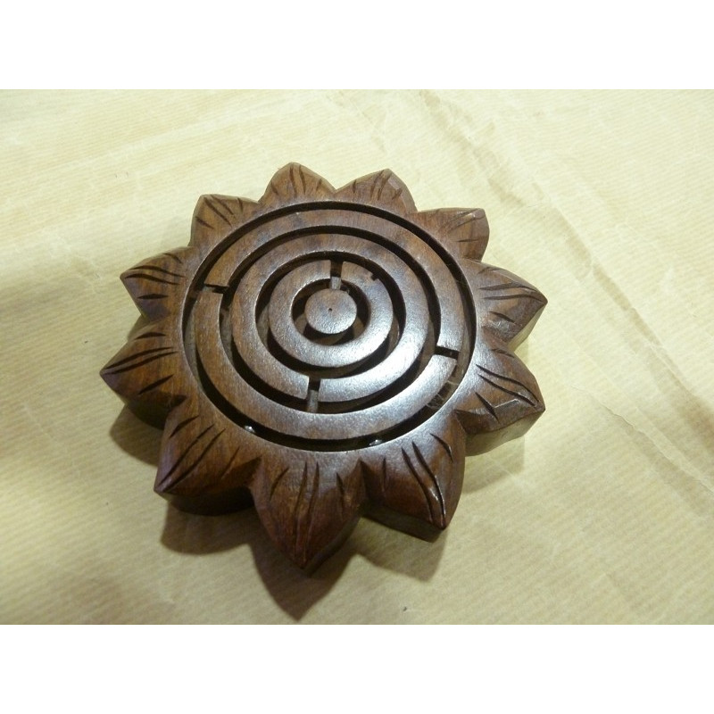 Juego laberinto, flor de madera